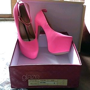 Glaze Women Stilleto w/accented ankle strap